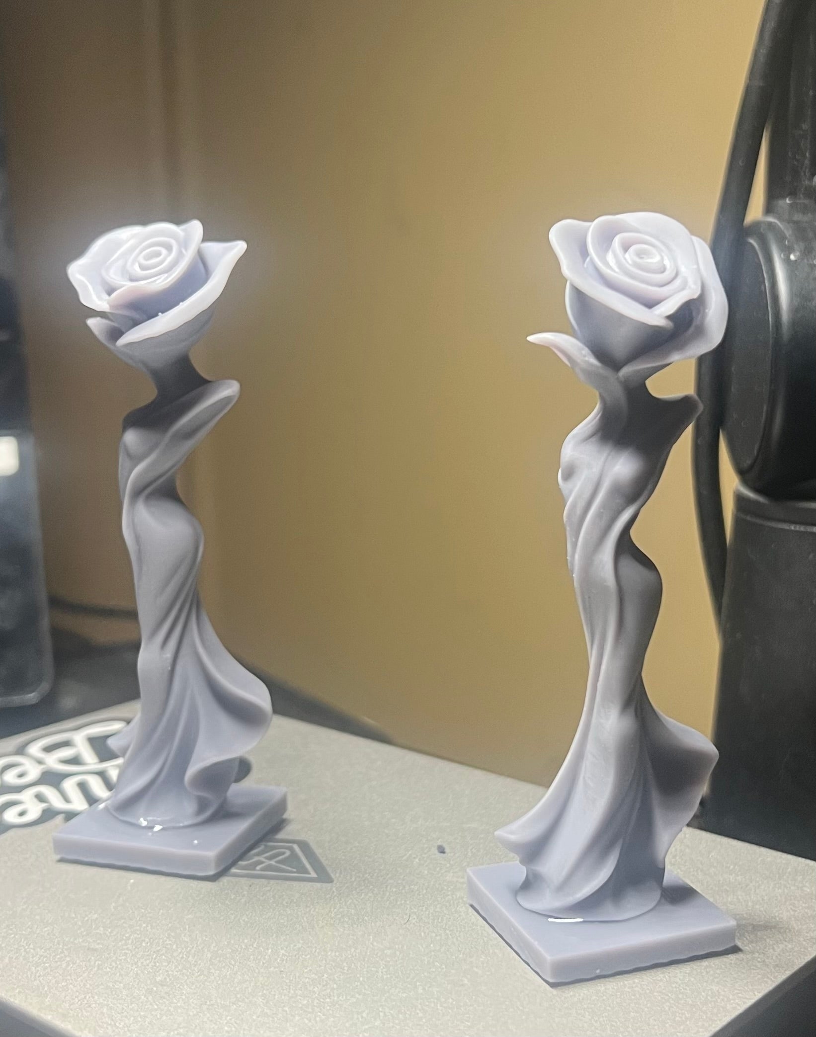 Elegant Marble Roses | 1 rose ea