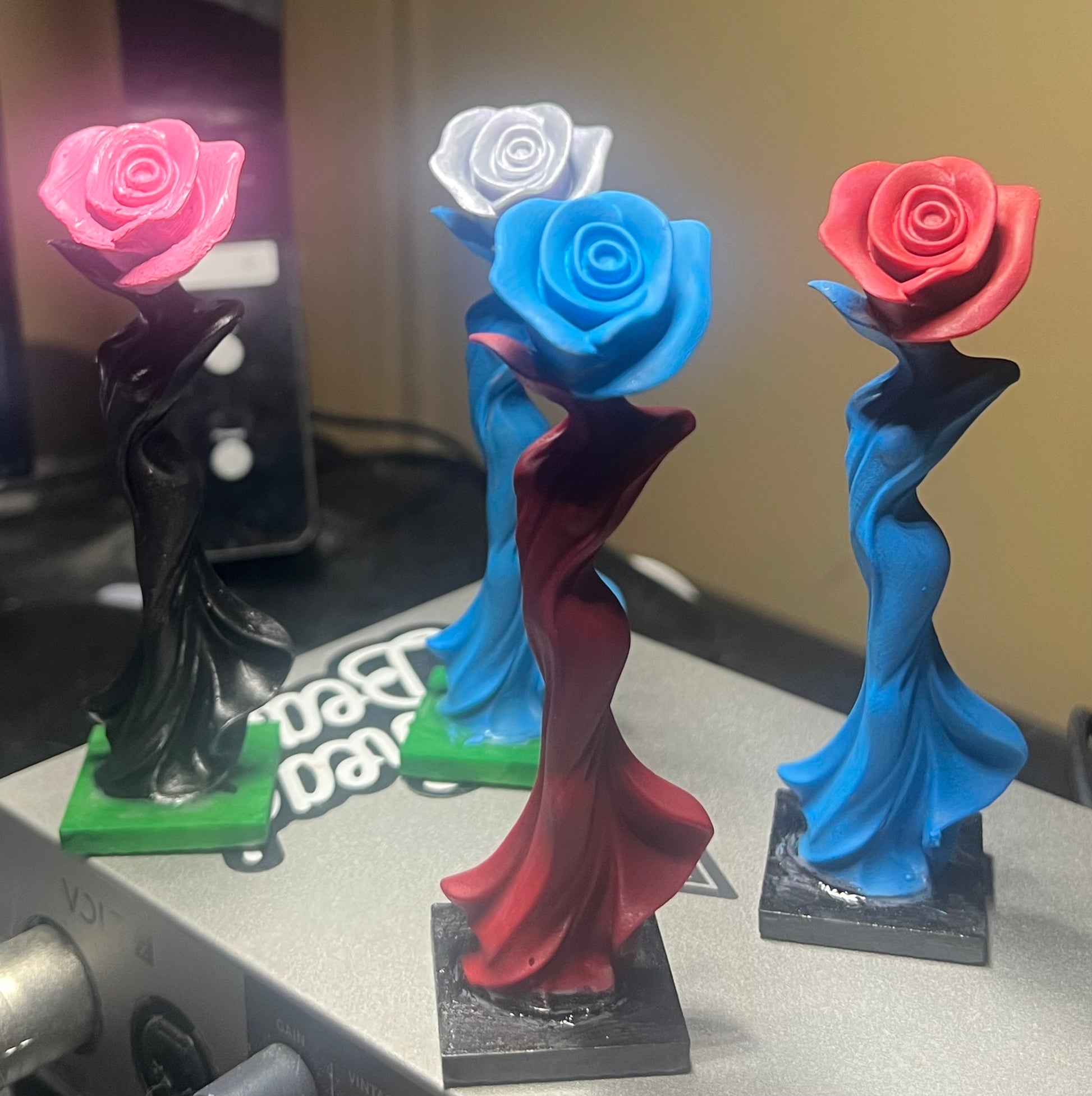 Elegant Marble Roses | 1 rose ea