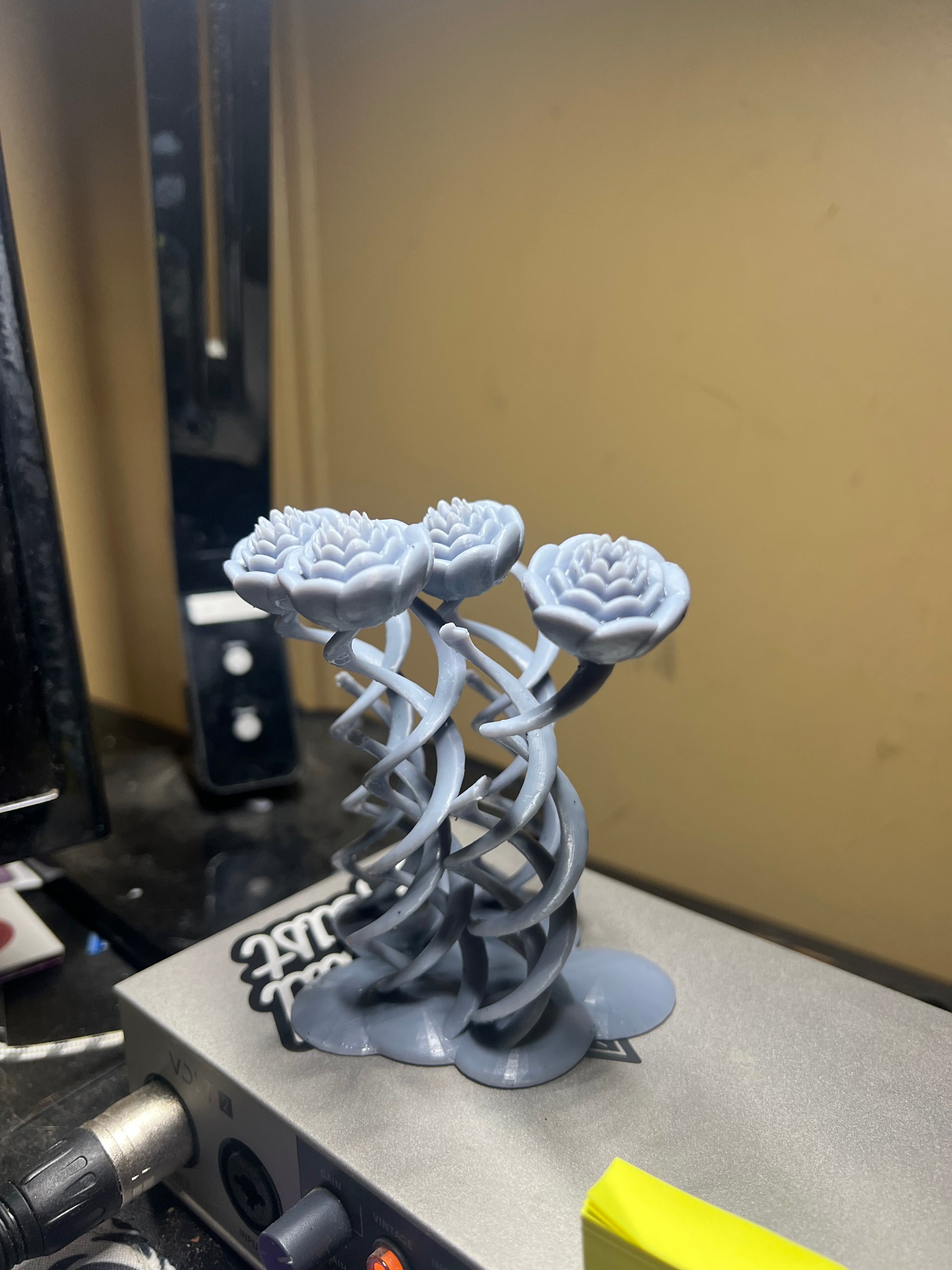 DNA Thread Roses